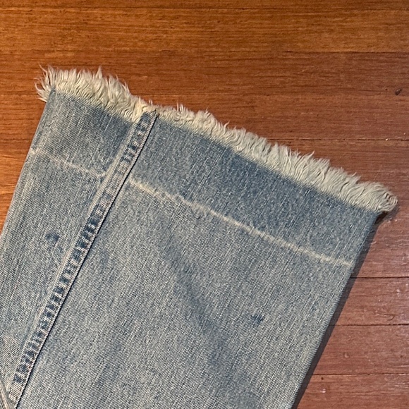 Levi's Light Blue Wide-Leg Frayed Hem Jeans - Women's - Picture 5 of 8